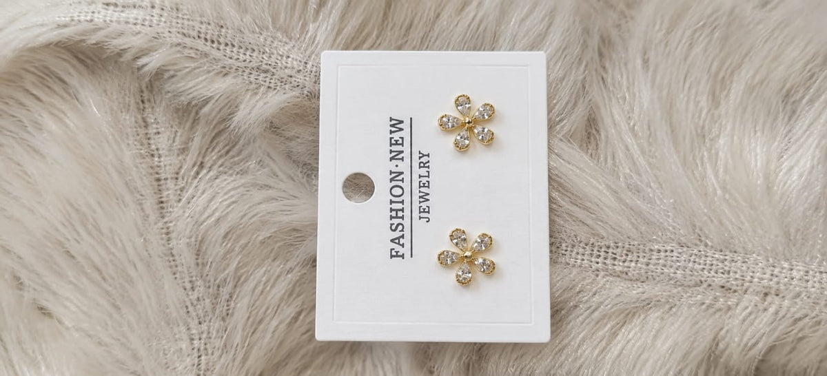 Elegant Gold Floral Stud Earrings