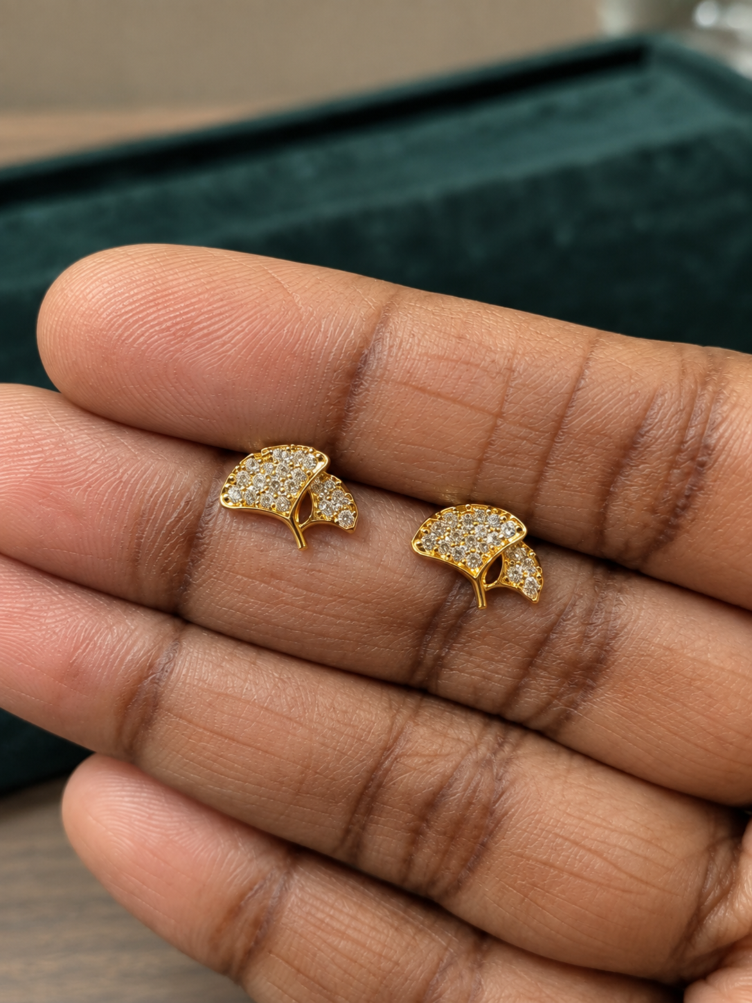 Leaf Sparkle Stud Earrings