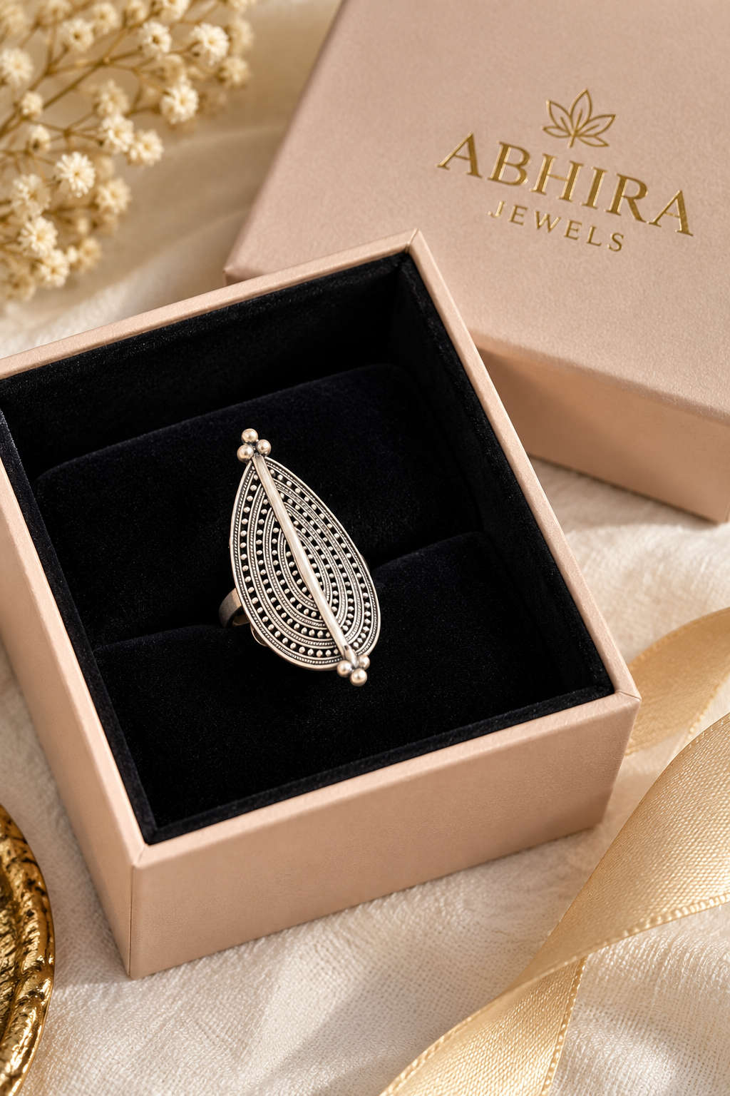 Crescent Filigree Ring
