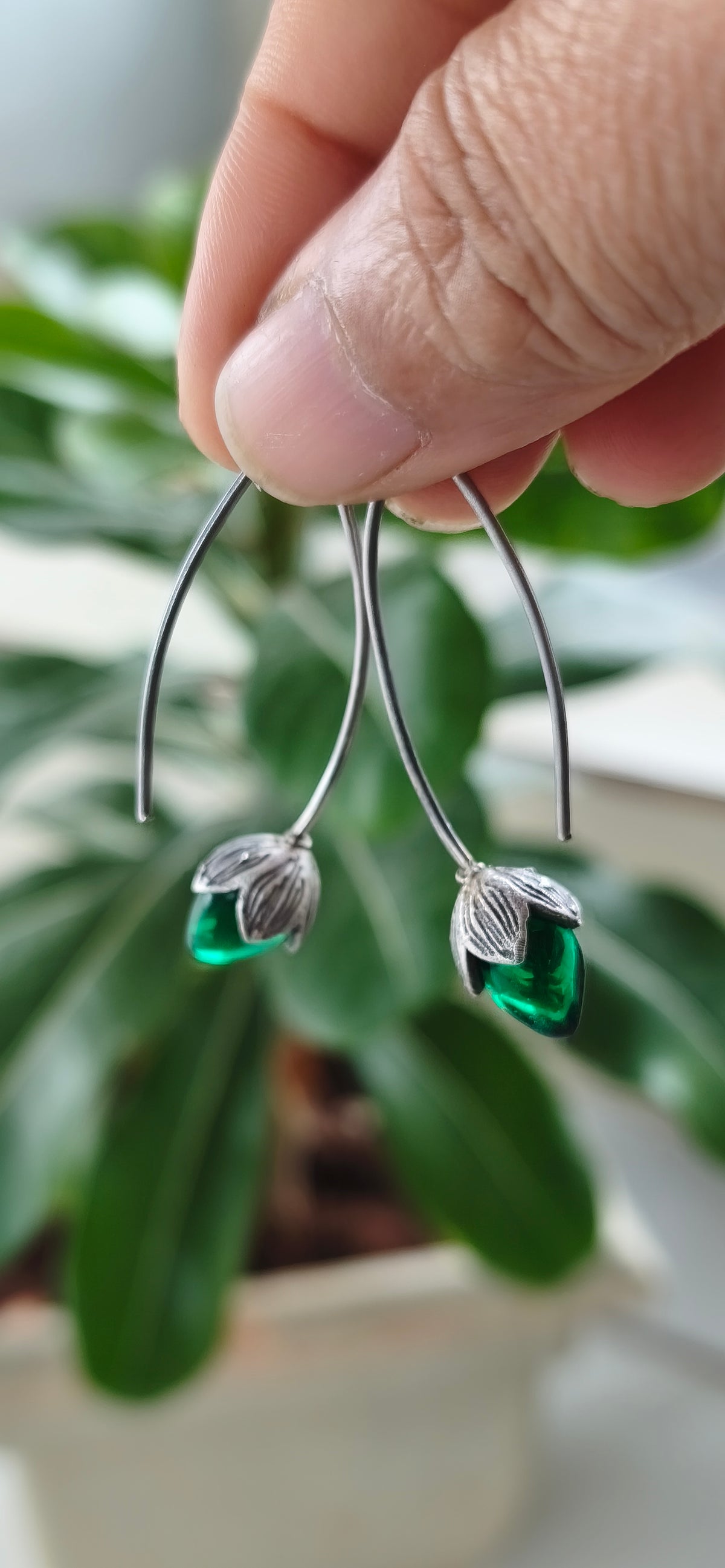 Emerald Leaf Drop Silver Earrings